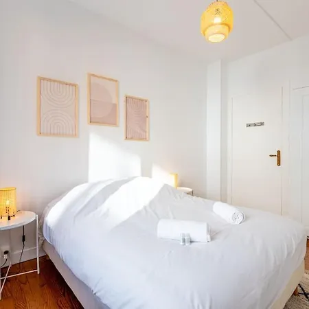 Apartmán 500m Tram: 2 Bedrooms - Fiber Wifi - Comfort + Grenoble